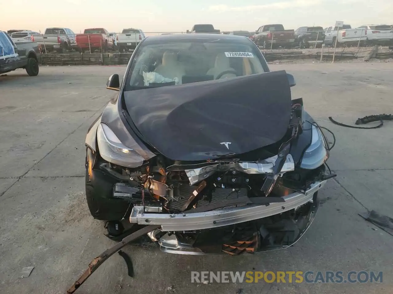 5 fotografías del automóvil dañado 7SAYGDED2RA322753 TESLA MODEL Y 2024