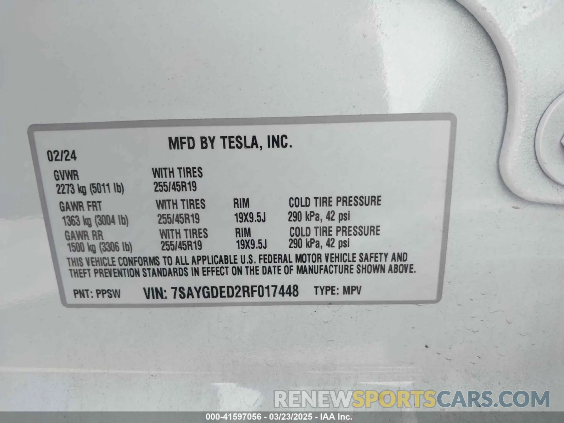 9 fotografías del automóvil dañado 7SAYGDED2RF017448 TESLA MODEL Y 2024