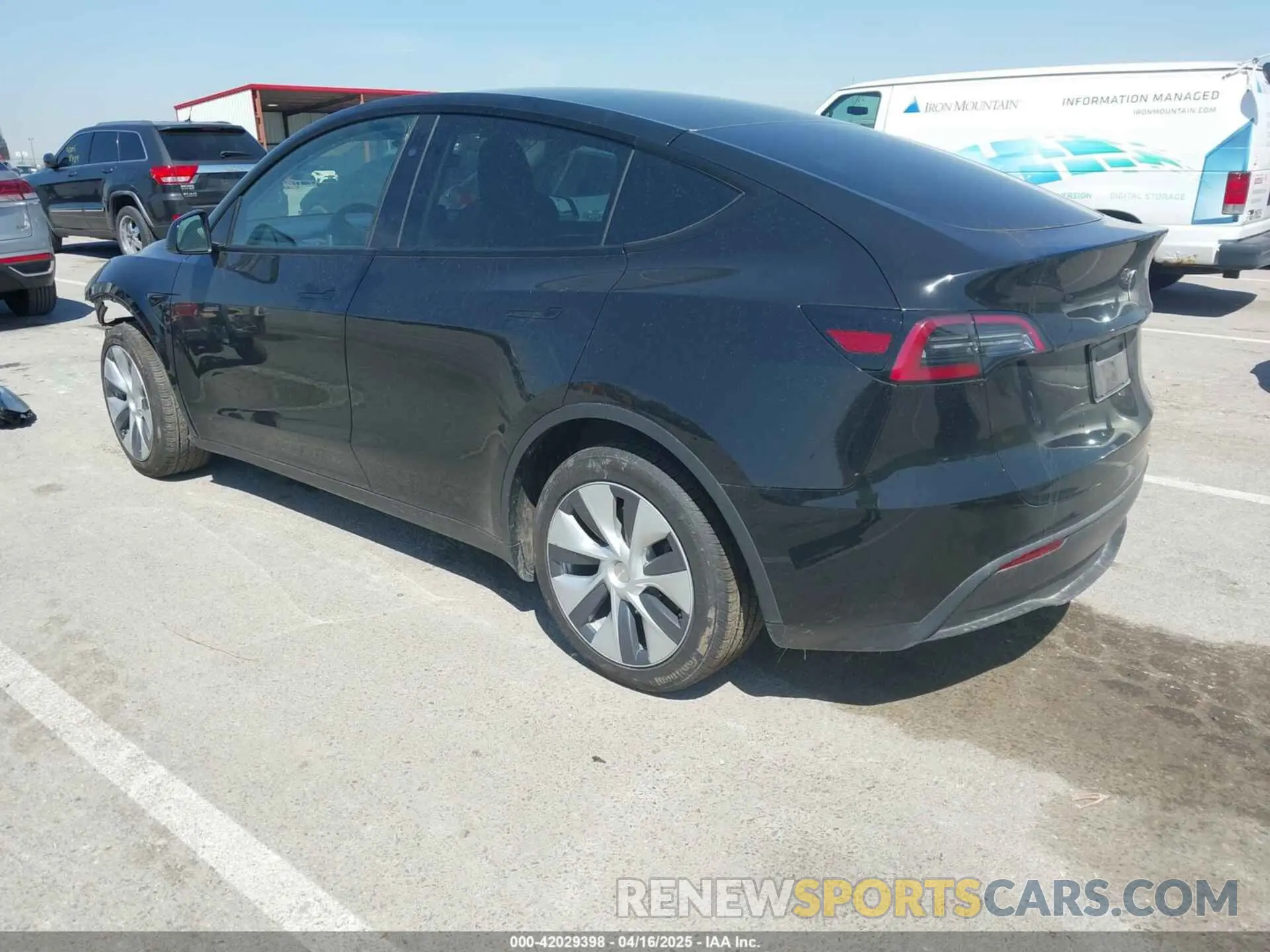 3 fotografías del automóvil dañado 7SAYGDED2RF089105 TESLA MODEL Y 2024