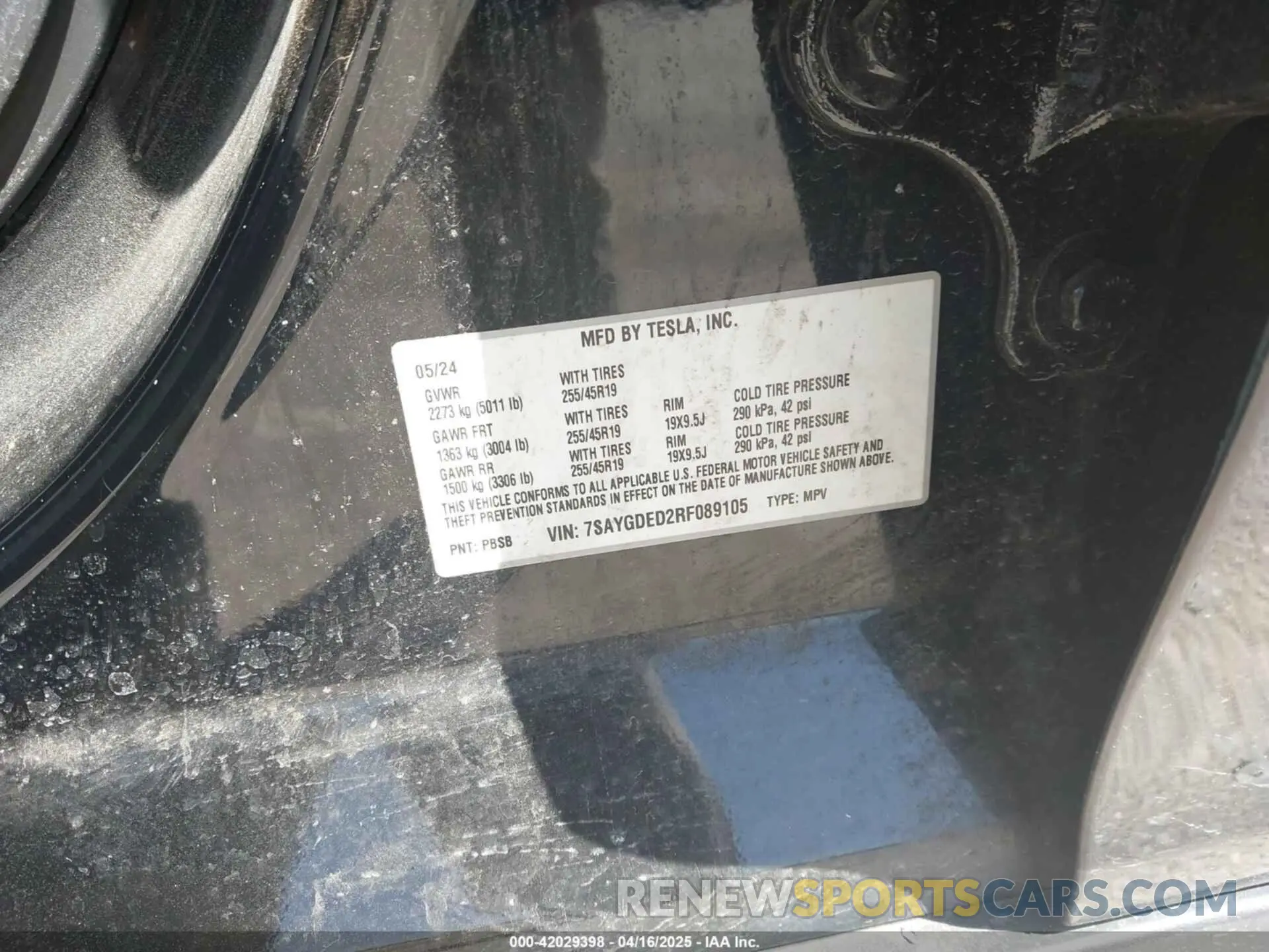 9 fotografías del automóvil dañado 7SAYGDED2RF089105 TESLA MODEL Y 2024