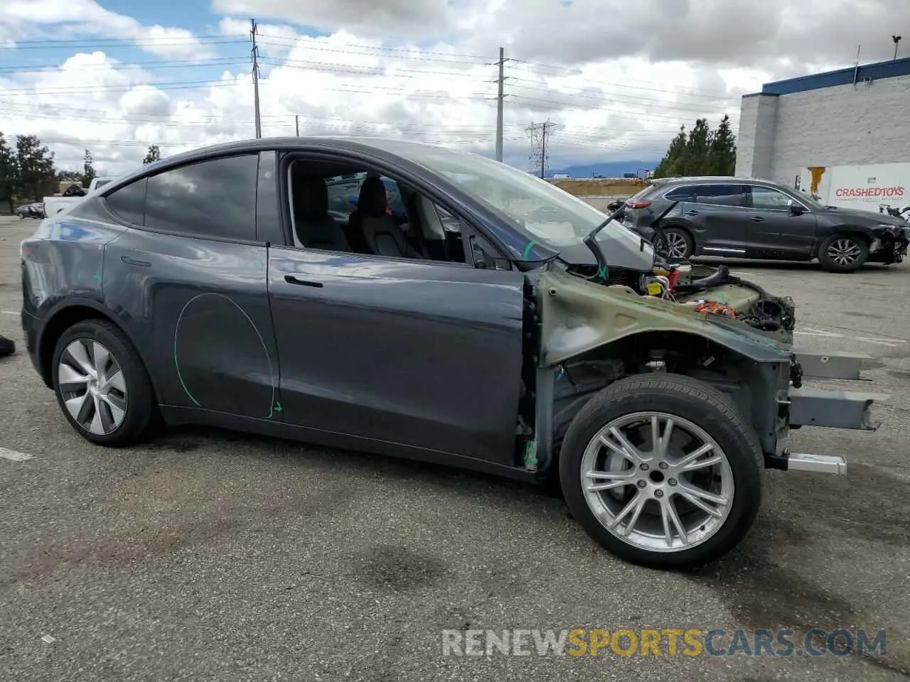 4 fotografías del automóvil dañado 7SAYGDED2RF091436 TESLA MODEL Y 2024