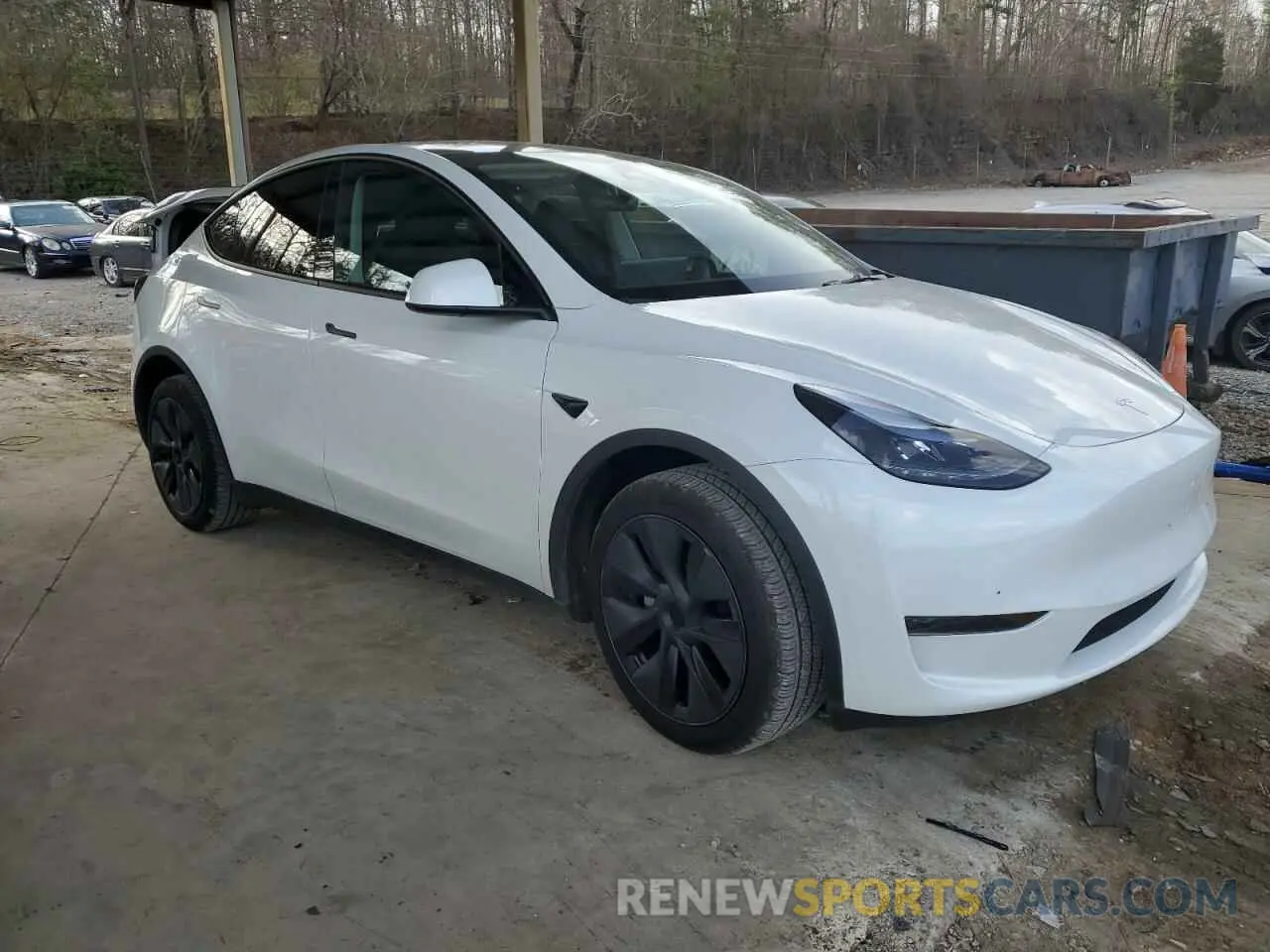 4 fotografías del automóvil dañado 7SAYGDED2RF097382 TESLA MODEL Y 2024