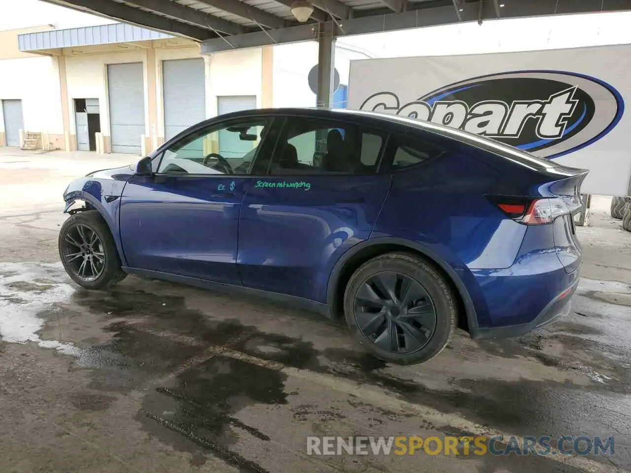 2 fotografías del automóvil dañado 7SAYGDED2RF119770 TESLA MODEL Y 2024