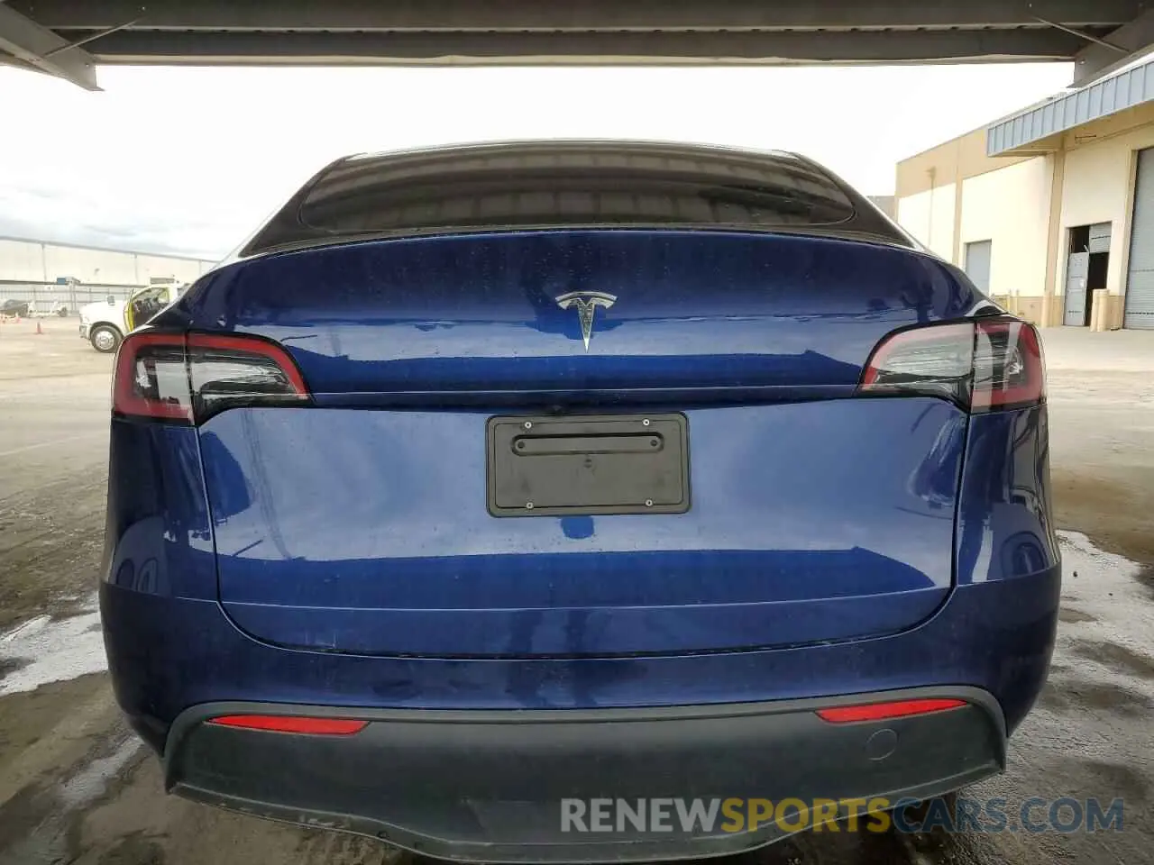 6 fotografías del automóvil dañado 7SAYGDED2RF119770 TESLA MODEL Y 2024