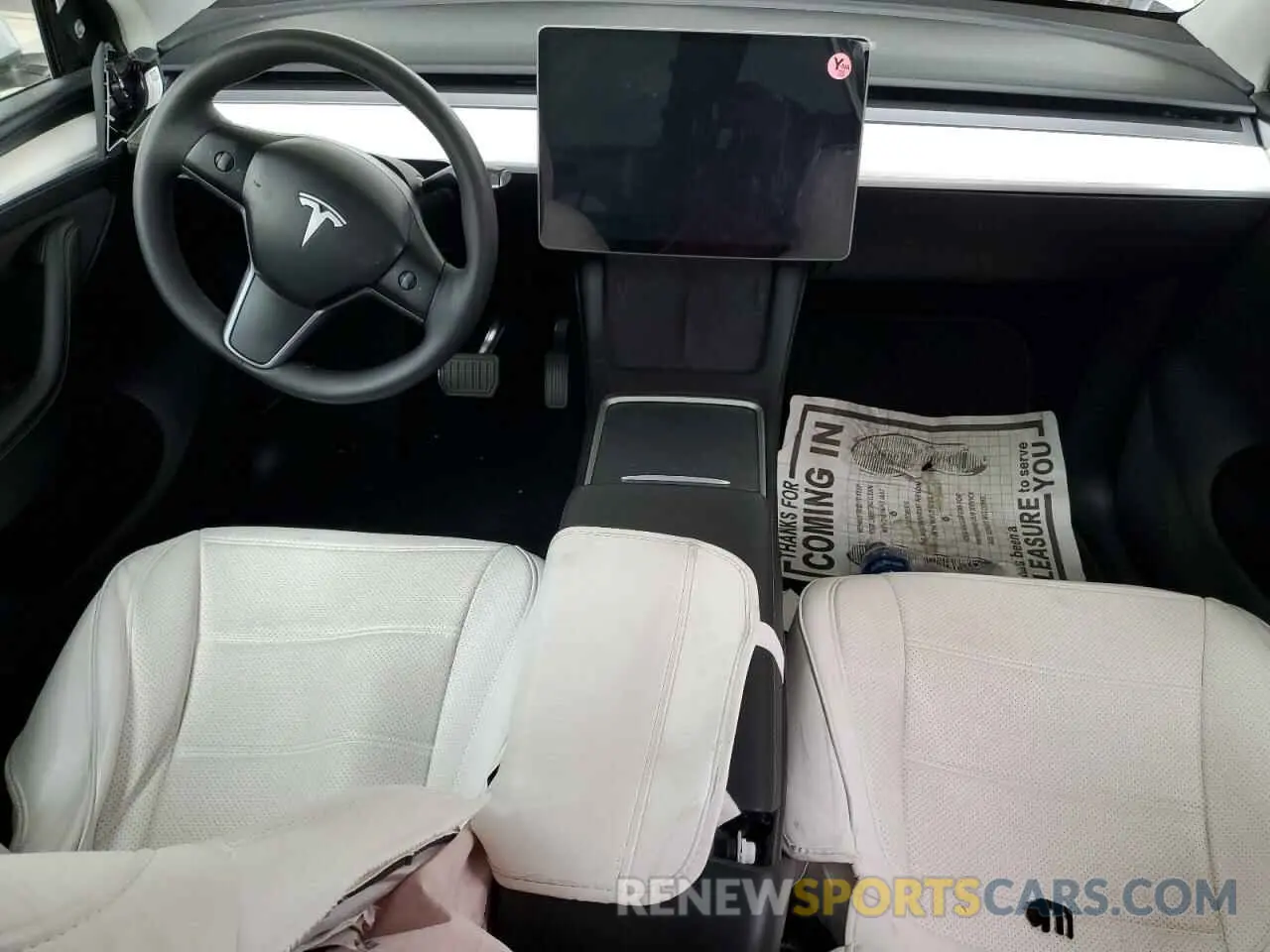 8 fotografías del automóvil dañado 7SAYGDED2RF155992 TESLA MODEL Y 2024