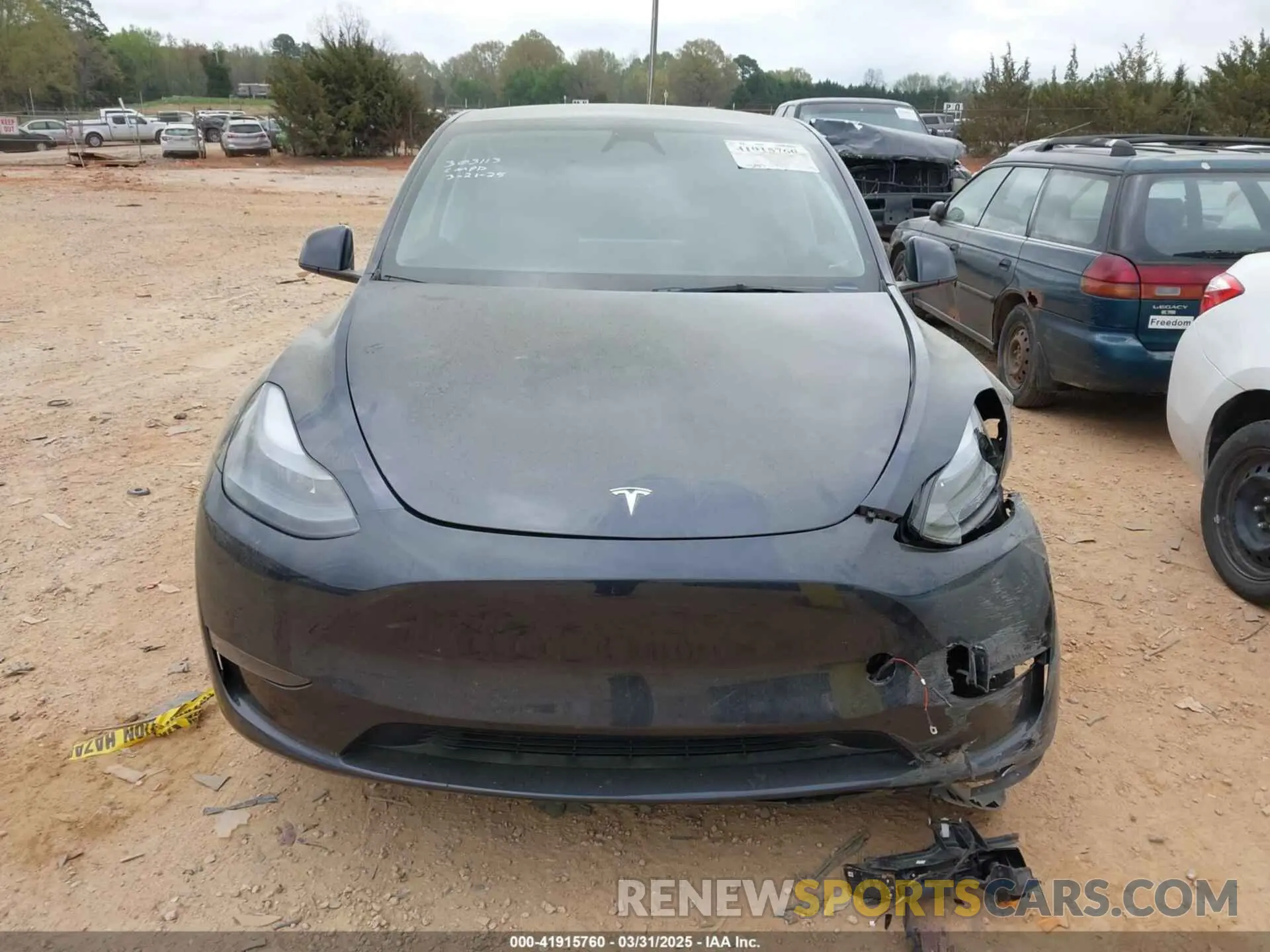 11 fotografías del automóvil dañado 7SAYGDED3RA303113 TESLA MODEL Y 2024