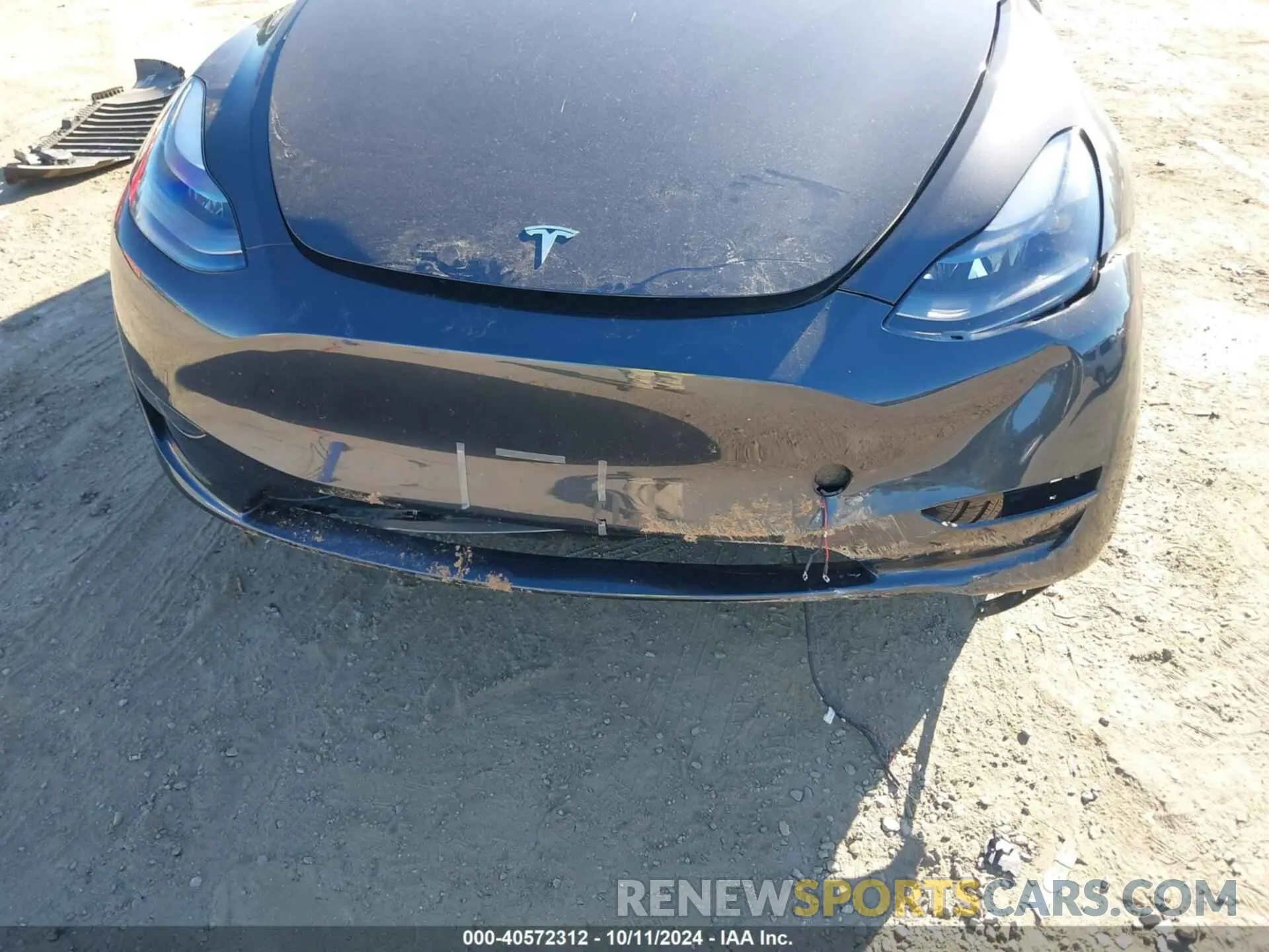 6 fotografías del automóvil dañado 7SAYGDED3RF092501 TESLA MODEL Y 2024
