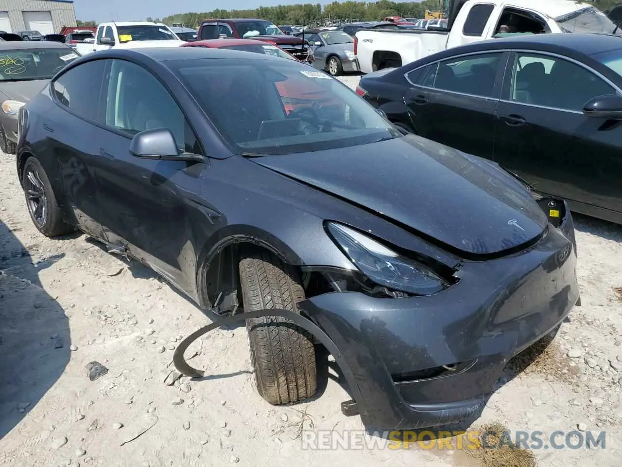 4 fotografías del automóvil dañado 7SAYGDED3RF114643 TESLA MODEL Y 2024