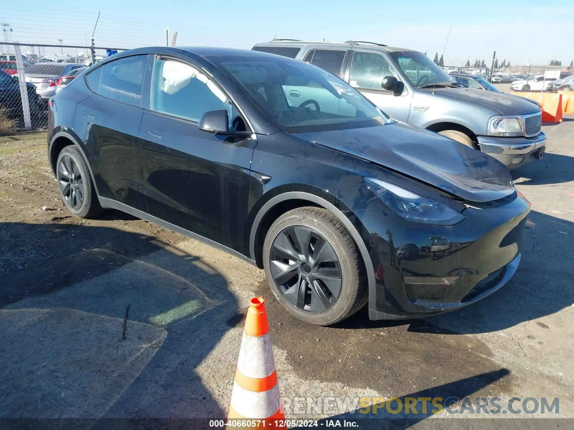 1 fotografías del automóvil dañado 7SAYGDED3RF128476 TESLA MODEL Y 2024