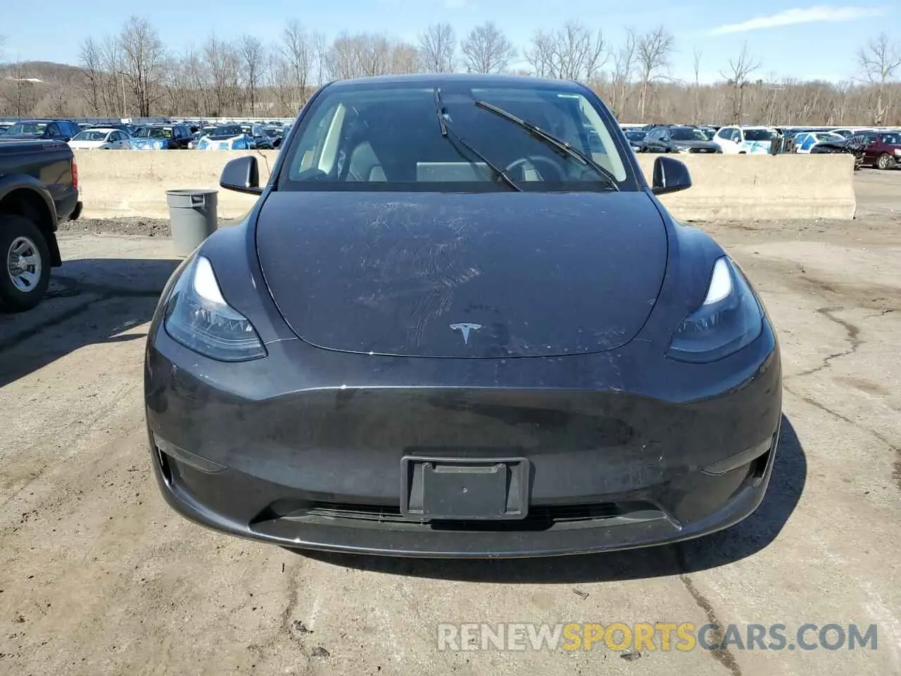 5 fotografías del automóvil dañado 7SAYGDED3RF198205 TESLA MODEL Y 2024