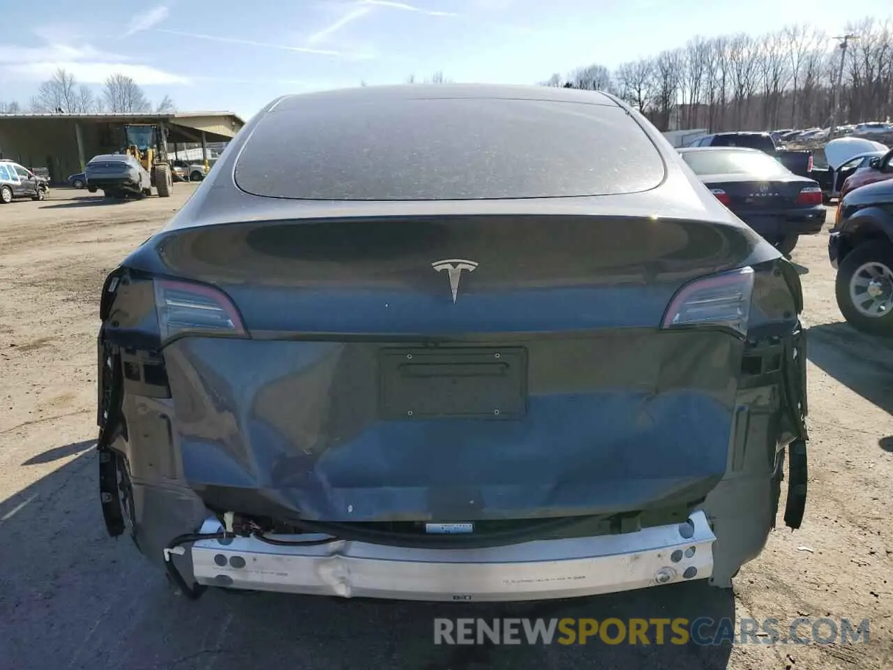 6 fotografías del automóvil dañado 7SAYGDED3RF198205 TESLA MODEL Y 2024
