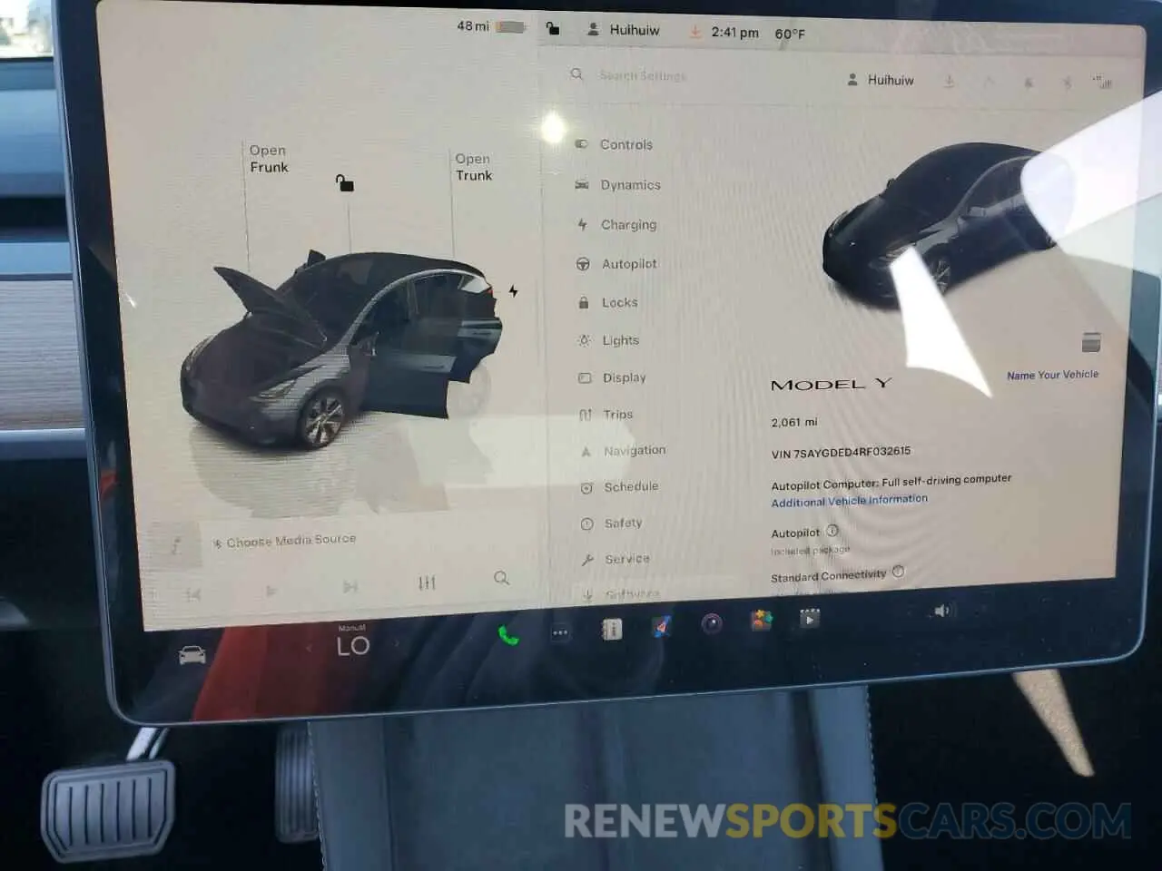 9 fotografías del automóvil dañado 7SAYGDED4RF032615 TESLA MODEL Y 2024