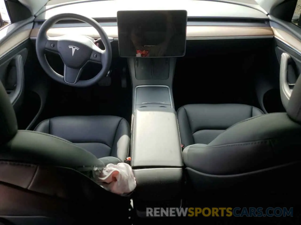 8 fotografías del automóvil dañado 7SAYGDED4RF049303 TESLA MODEL Y 2024