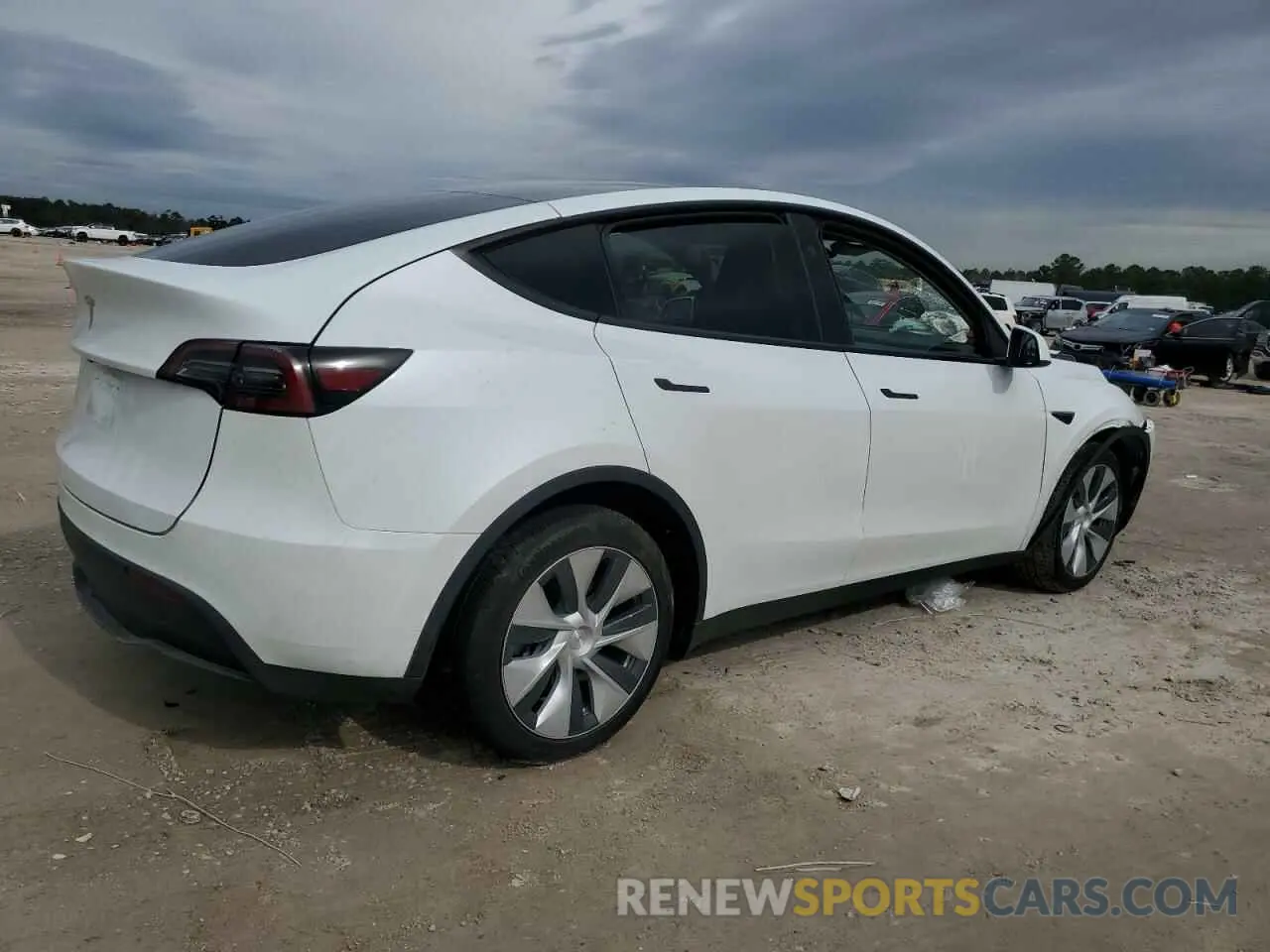 3 fotografías del automóvil dañado 7SAYGDED4RF055537 TESLA MODEL Y 2024