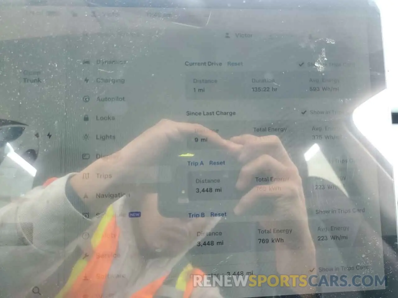 9 fotografías del automóvil dañado 7SAYGDED4RF055537 TESLA MODEL Y 2024