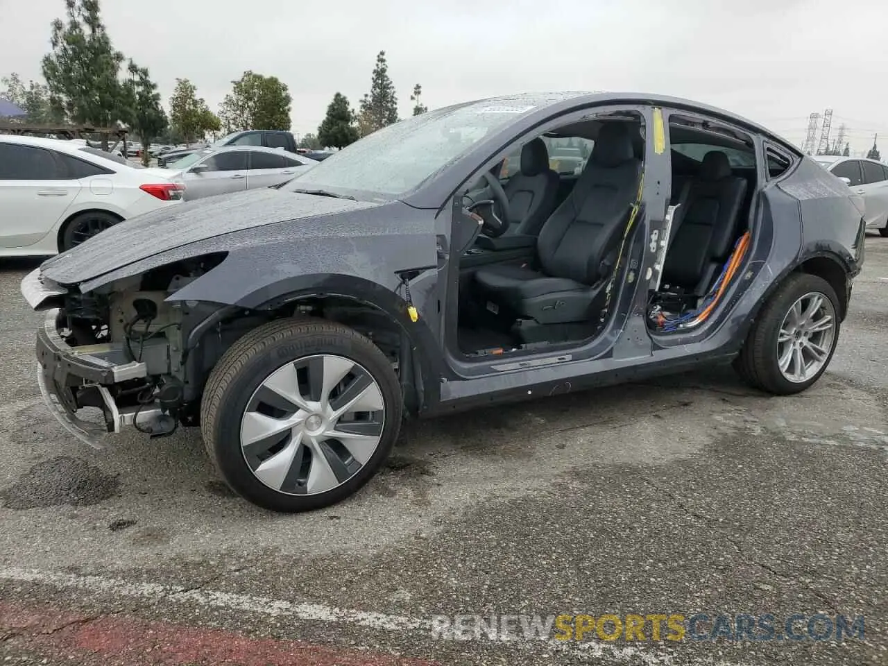 1 fotografías del automóvil dañado 7SAYGDED5RF093410 TESLA MODEL Y 2024
