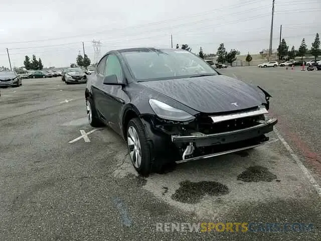 11 fotografías del automóvil dañado 7SAYGDED5RF093410 TESLA MODEL Y 2024