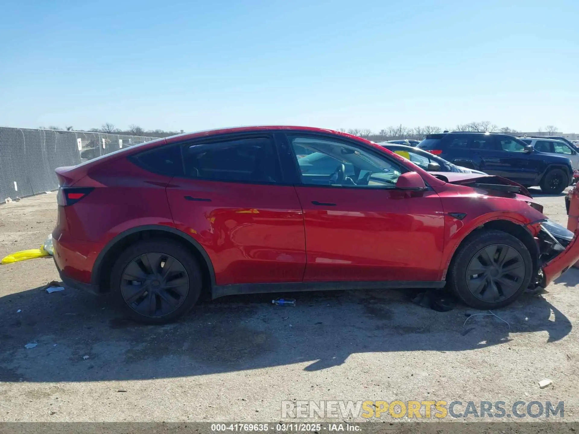 12 fotografías del automóvil dañado 7SAYGDED6RA300819 TESLA MODEL Y 2024