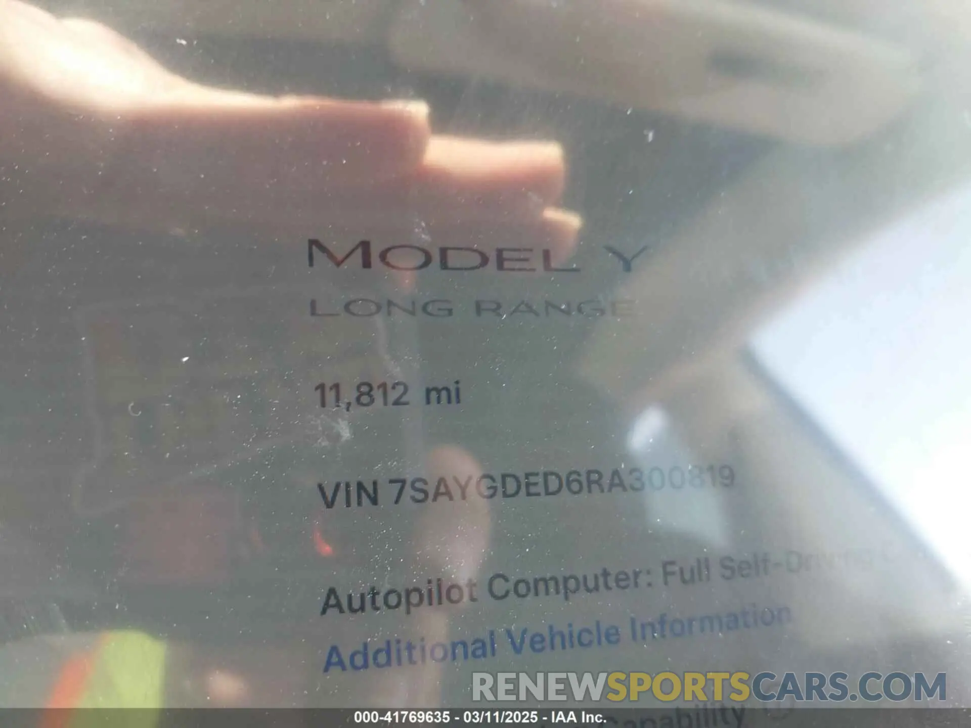 7 fotografías del automóvil dañado 7SAYGDED6RA300819 TESLA MODEL Y 2024