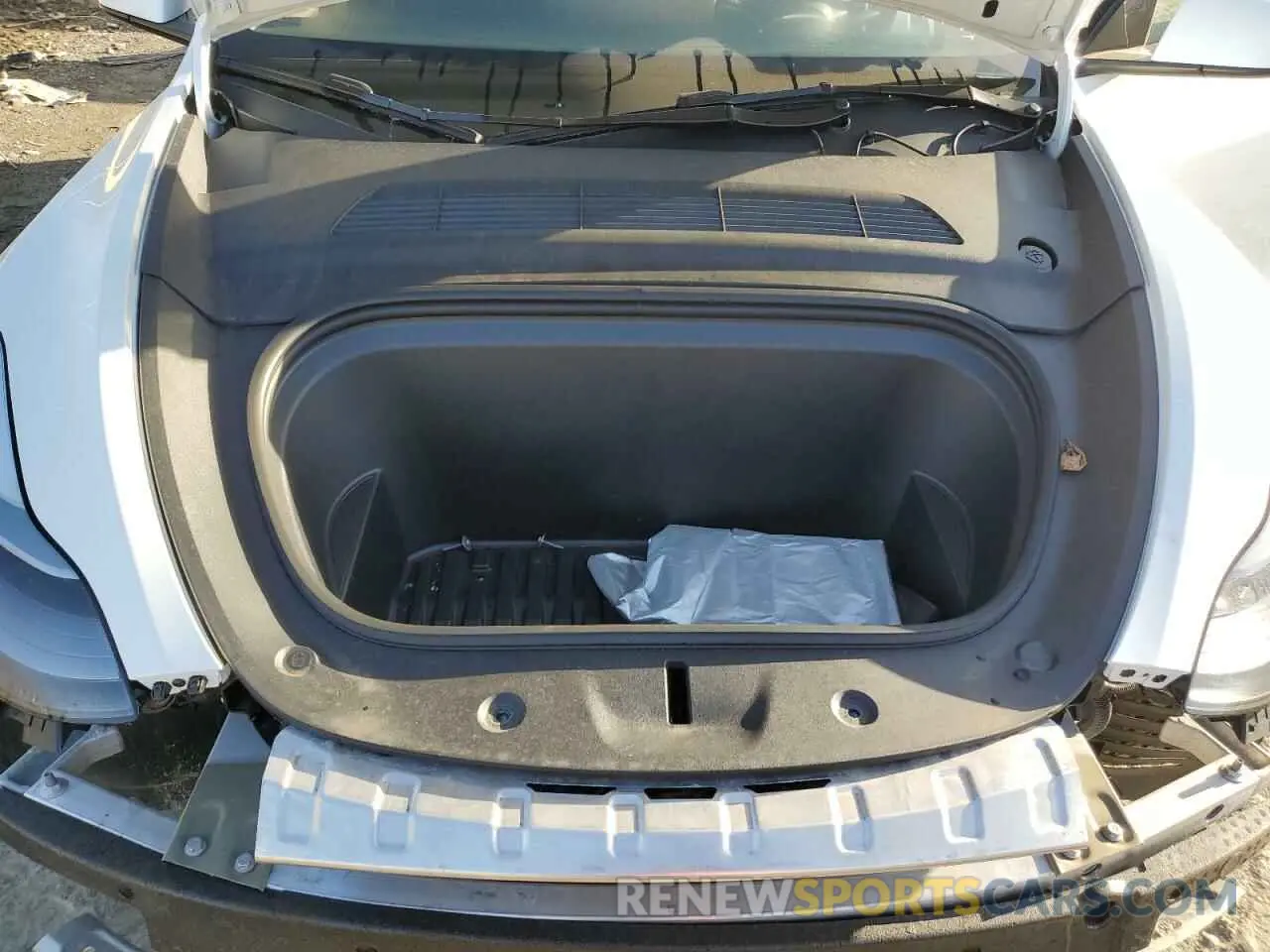 13 fotografías del automóvil dañado 7SAYGDED6RF027481 TESLA MODEL Y 2024