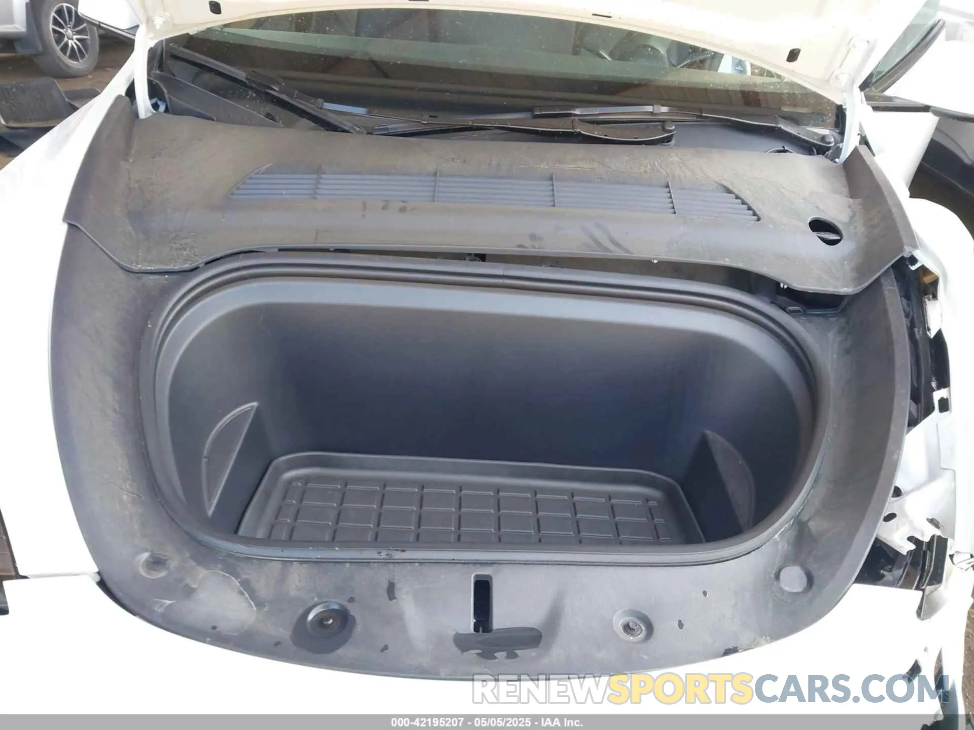 10 fotografías del automóvil dañado 7SAYGDED6RF056253 TESLA MODEL Y 2024