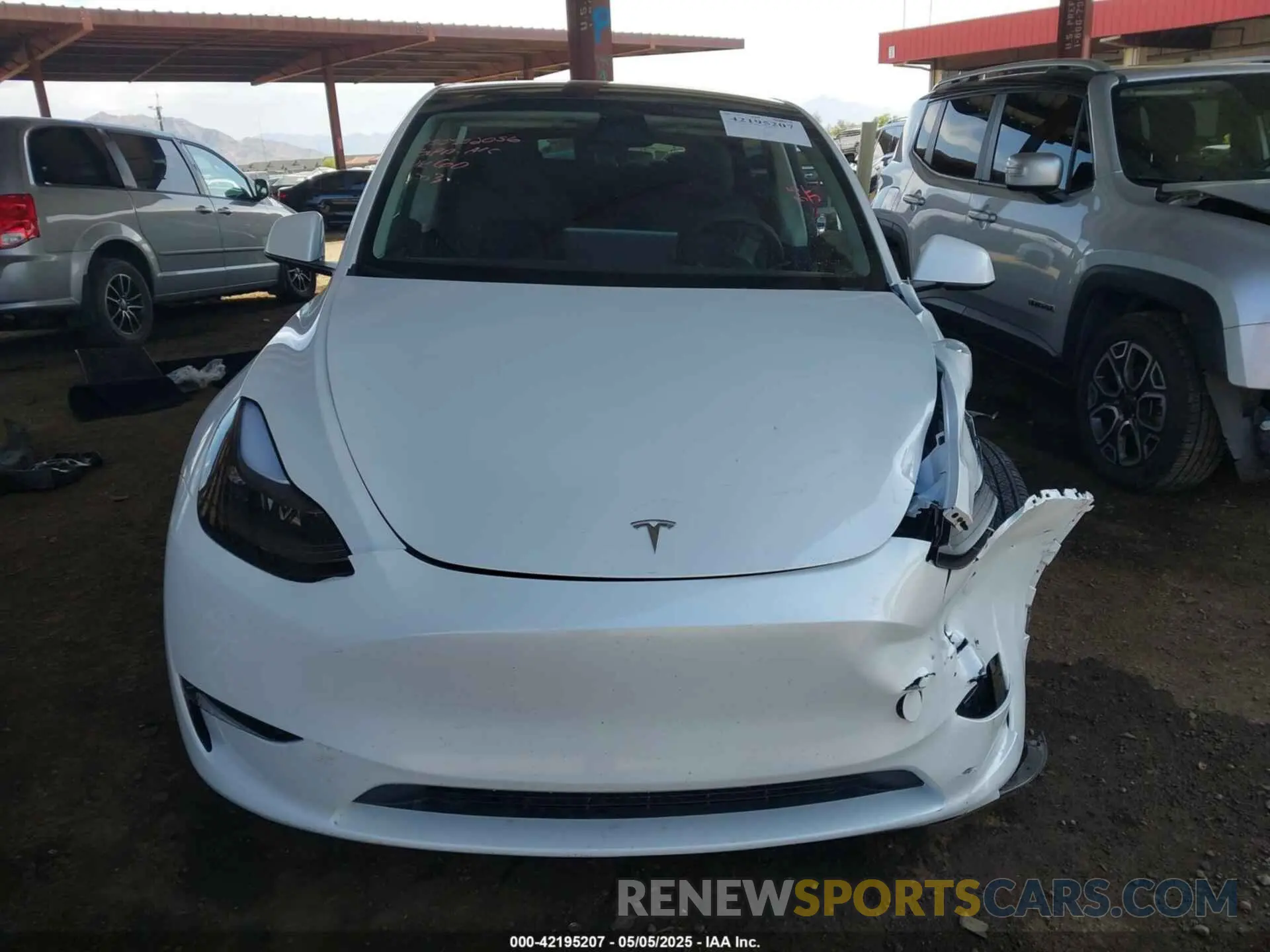 11 fotografías del automóvil dañado 7SAYGDED6RF056253 TESLA MODEL Y 2024