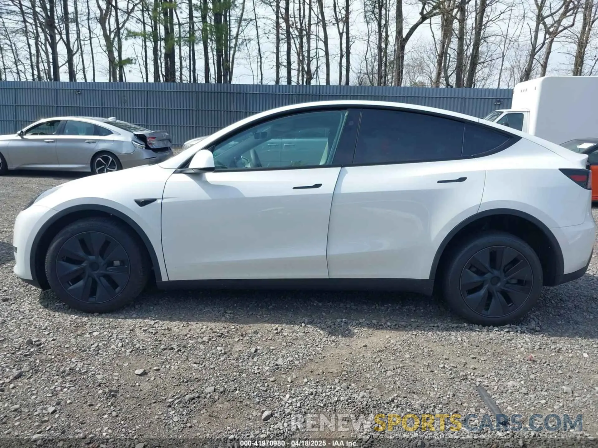14 fotografías del automóvil dañado 7SAYGDED6RF160936 TESLA MODEL Y 2024