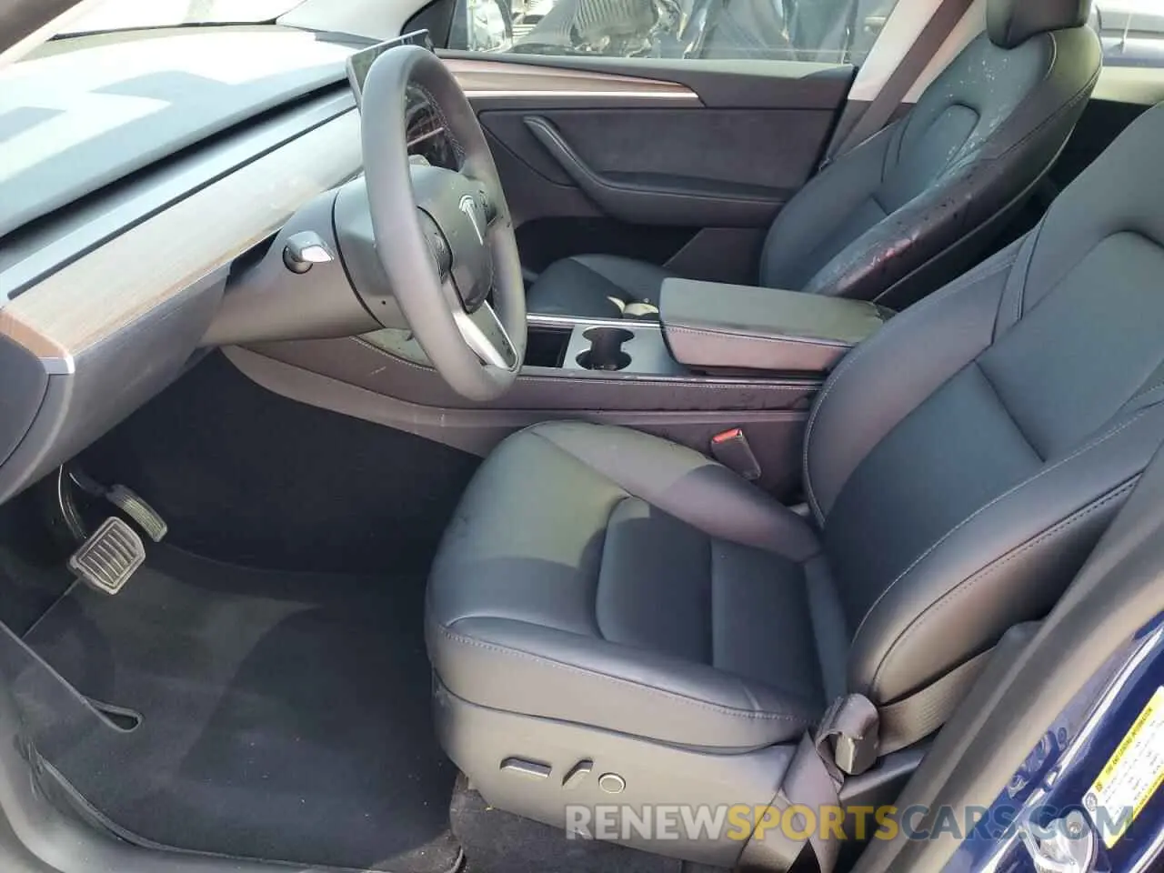 7 fotografías del automóvil dañado 7SAYGDED6RF170446 TESLA MODEL Y 2024