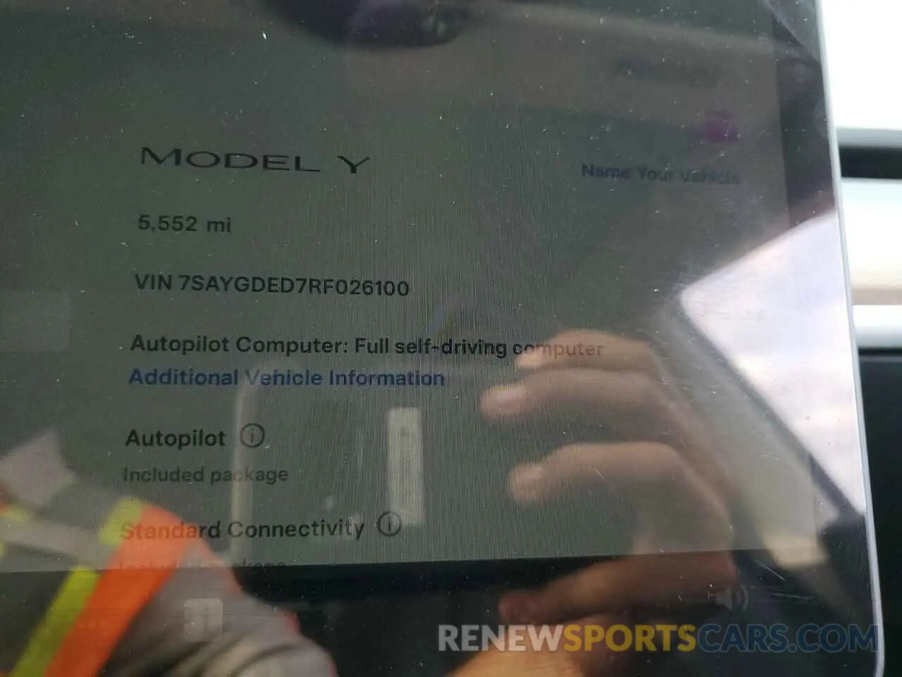 9 fotografías del automóvil dañado 7SAYGDED7RF026100 TESLA MODEL Y 2024