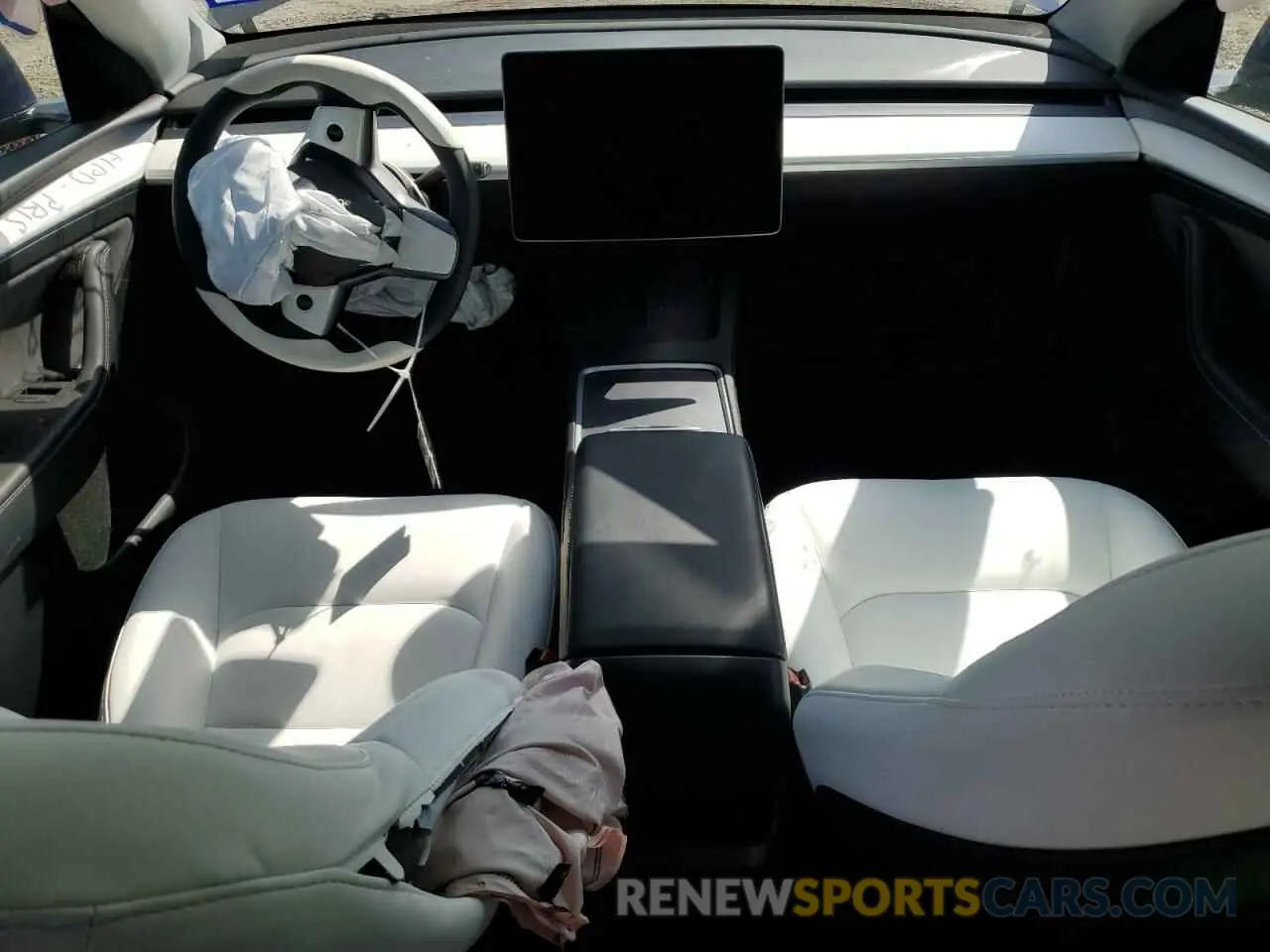 8 fotografías del automóvil dañado 7SAYGDED7RF043835 TESLA MODEL Y 2024