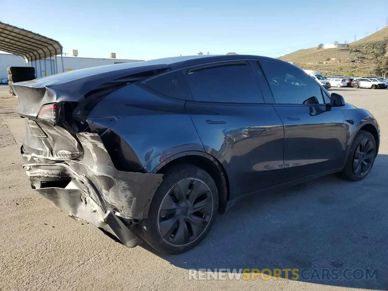 3 fotografías del automóvil dañado 7SAYGDED7RF108604 TESLA MODEL Y 2024