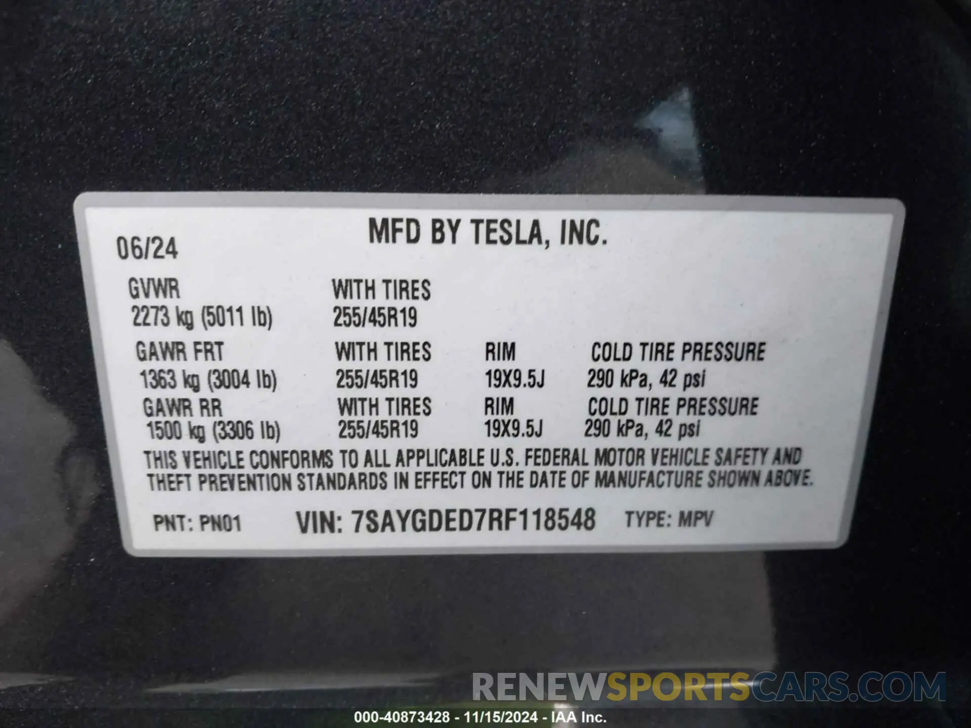 9 fotografías del automóvil dañado 7SAYGDED7RF118548 TESLA MODEL Y 2024