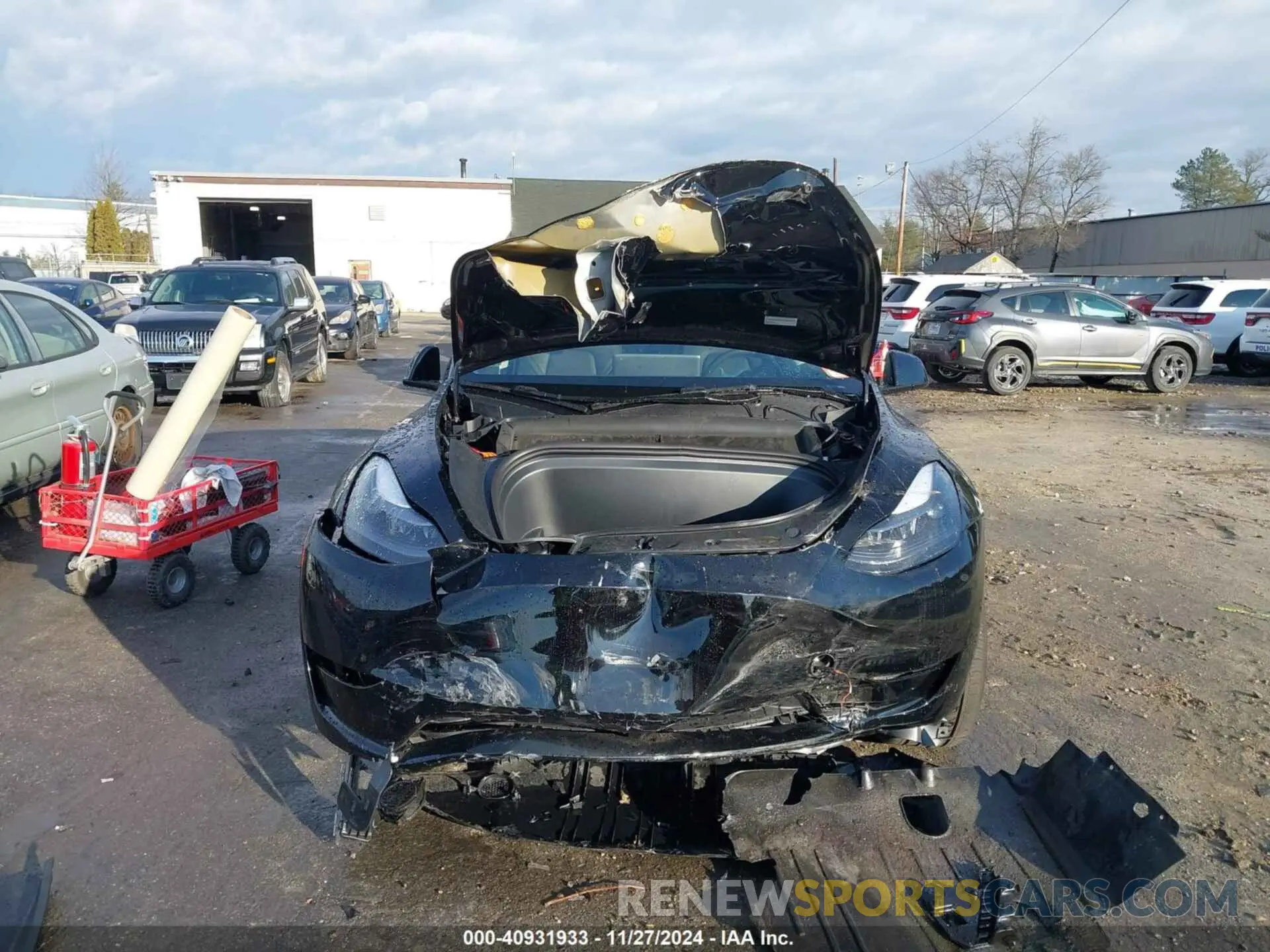 13 fotografías del automóvil dañado 7SAYGDED7RF166566 TESLA MODEL Y 2024