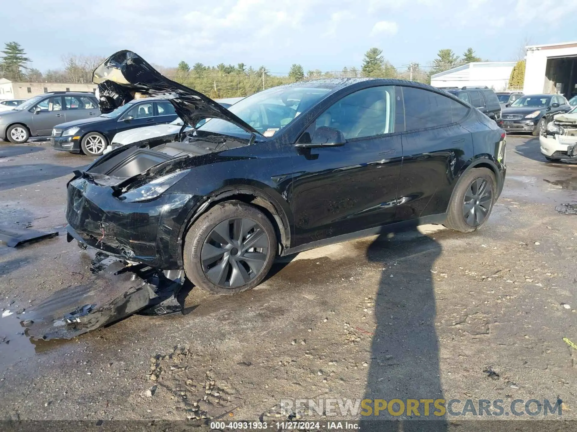 2 fotografías del automóvil dañado 7SAYGDED7RF166566 TESLA MODEL Y 2024
