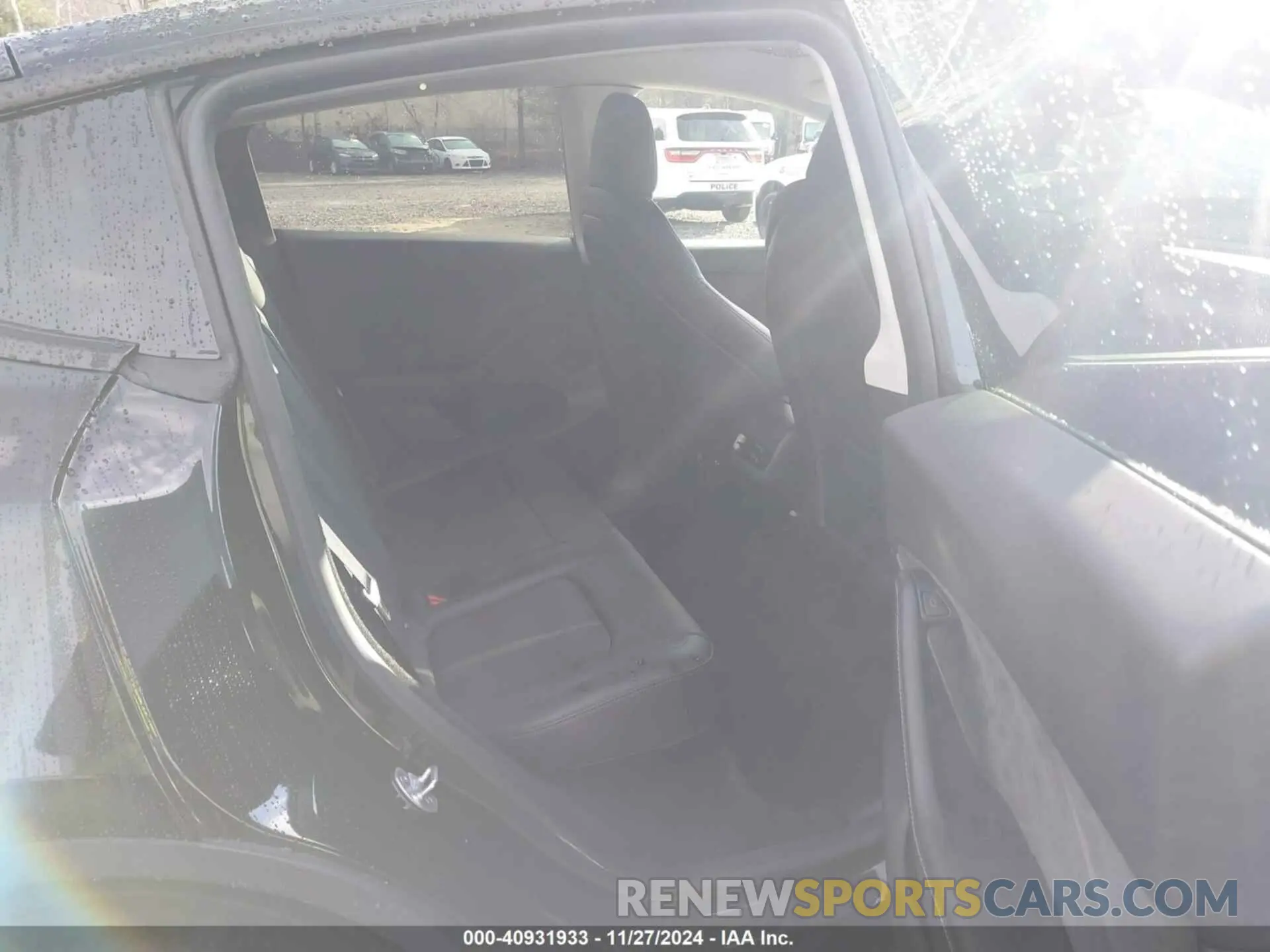 8 fotografías del automóvil dañado 7SAYGDED7RF166566 TESLA MODEL Y 2024