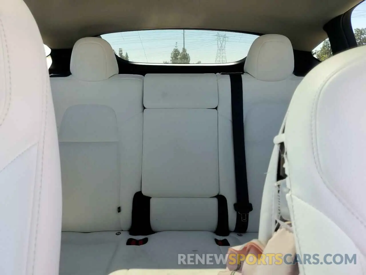 10 fotografías del automóvil dañado 7SAYGDED7RF199485 TESLA MODEL Y 2024