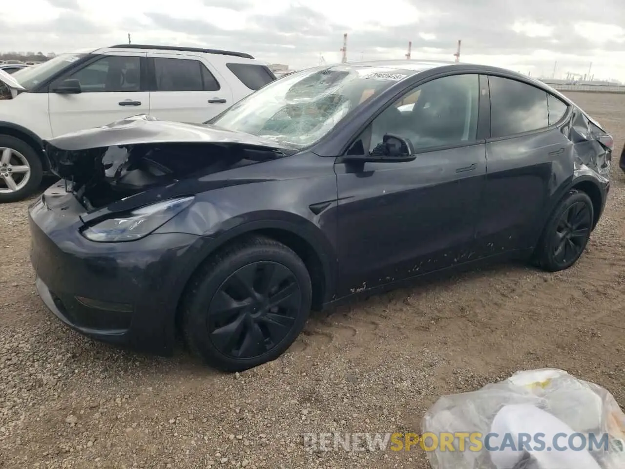 1 fotografías del automóvil dañado 7SAYGDED8RA330470 TESLA MODEL Y 2024