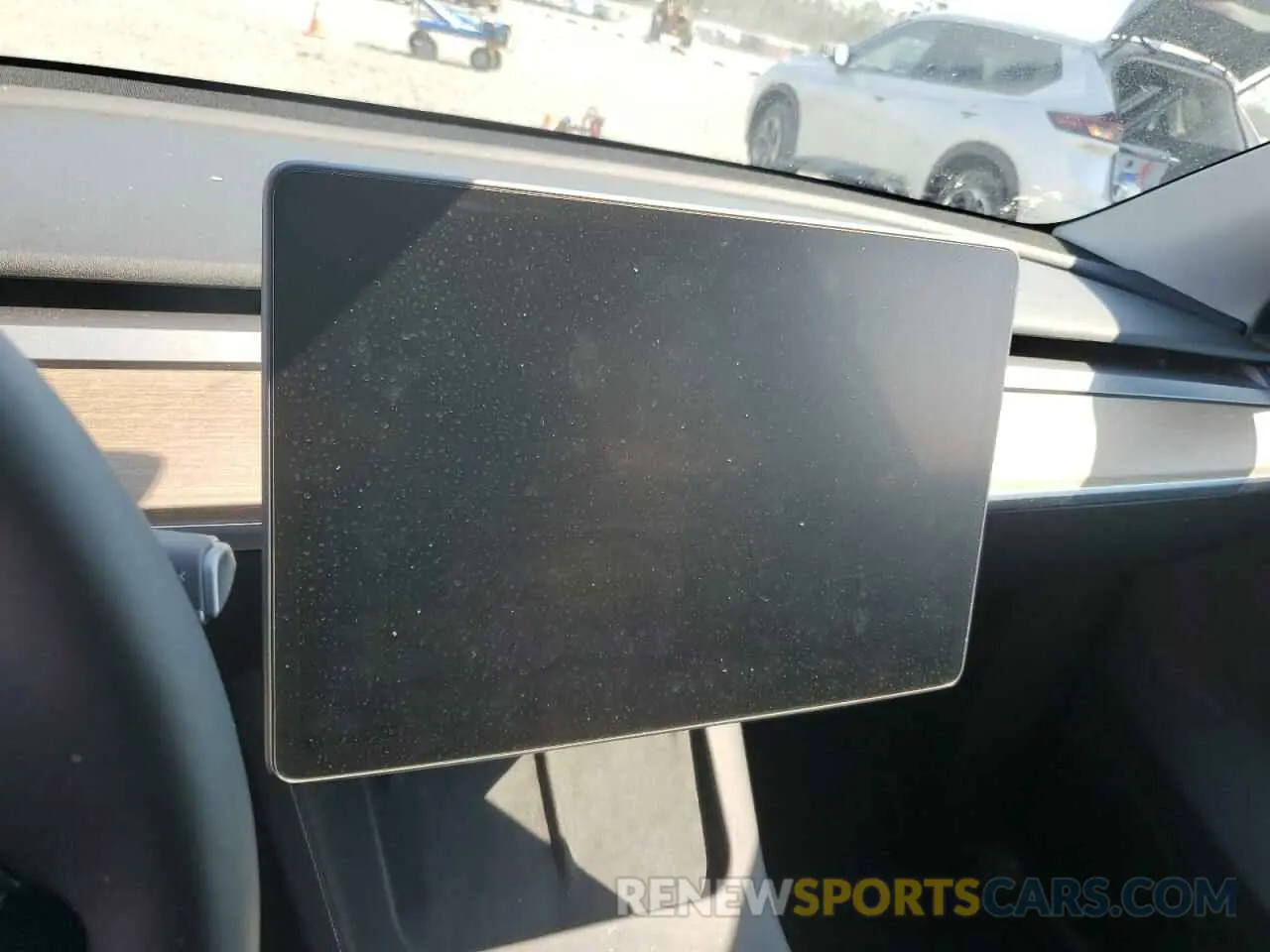 9 fotografías del automóvil dañado 7SAYGDED8RF091697 TESLA MODEL Y 2024