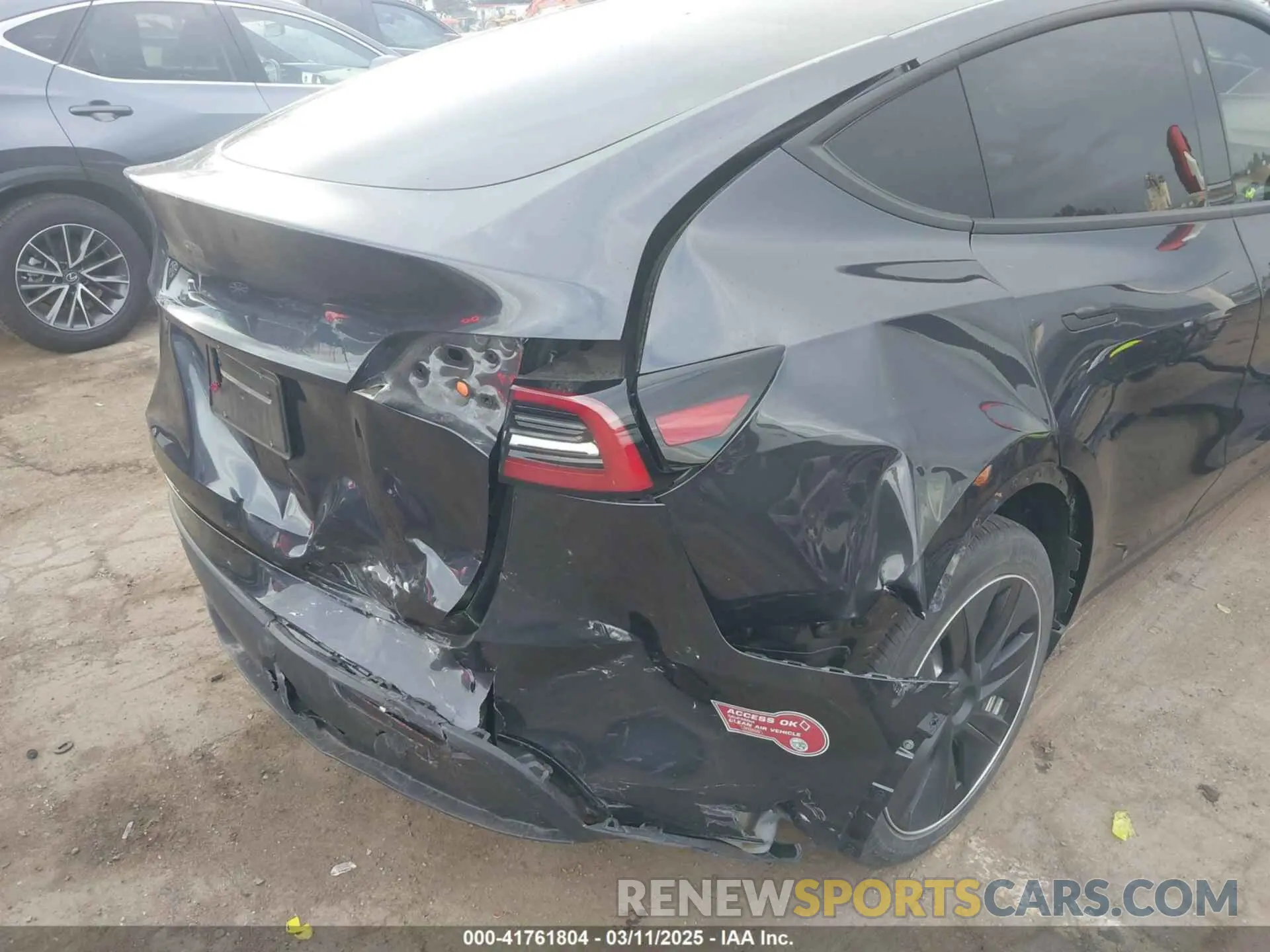 6 fotografías del automóvil dañado 7SAYGDED8RF116209 TESLA MODEL Y 2024