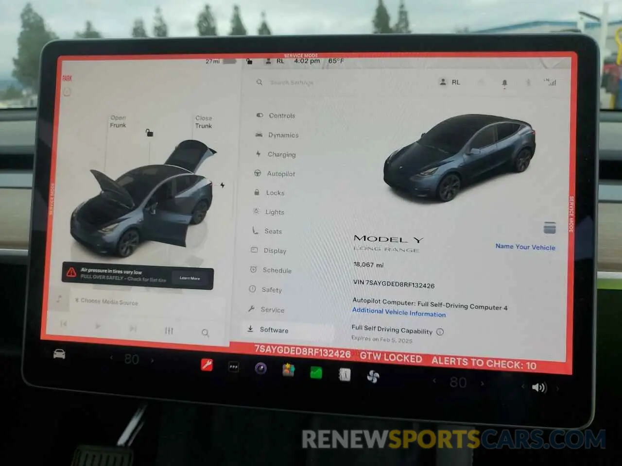 9 fotografías del automóvil dañado 7SAYGDED8RF132426 TESLA MODEL Y 2024