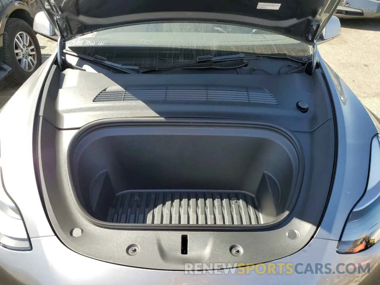 11 fotografías del automóvil dañado 7SAYGDED8RF195669 TESLA MODEL Y 2024