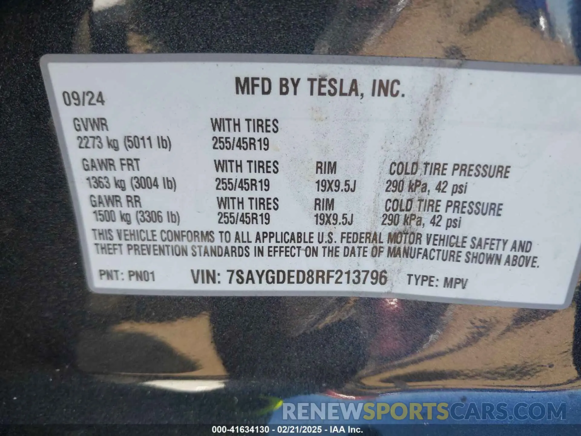 9 fotografías del automóvil dañado 7SAYGDED8RF213796 TESLA MODEL Y 2024