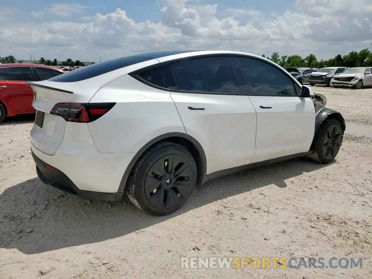 3 fotografías del automóvil dañado 7SAYGDED9RF044629 TESLA MODEL Y 2024