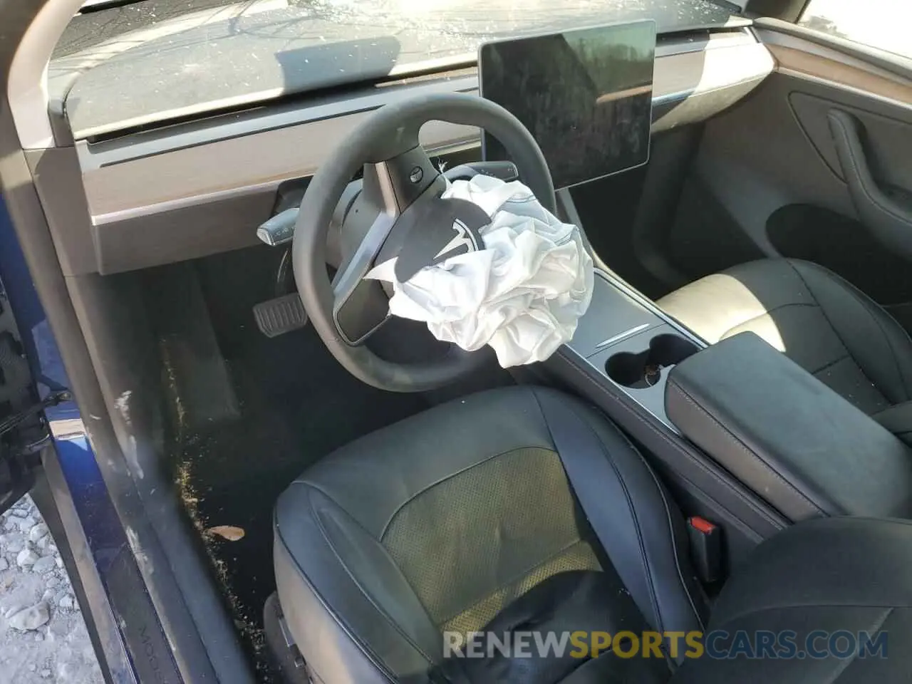 8 fotografías del automóvil dañado 7SAYGDED9RF046879 TESLA MODEL Y 2024