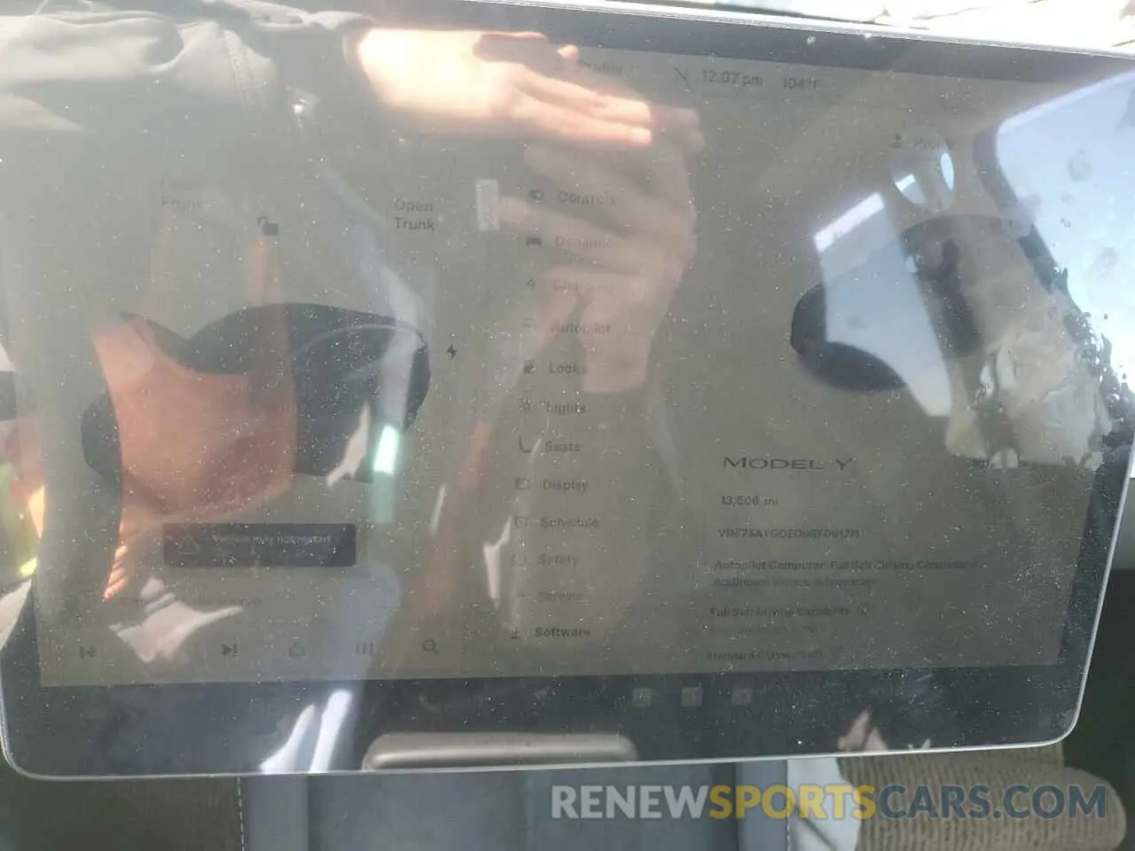 9 fotografías del automóvil dañado 7SAYGDED9RF091711 TESLA MODEL Y 2024