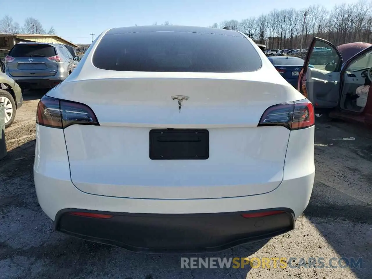 6 fotografías del automóvil dañado 7SAYGDED9RF094494 TESLA MODEL Y 2024