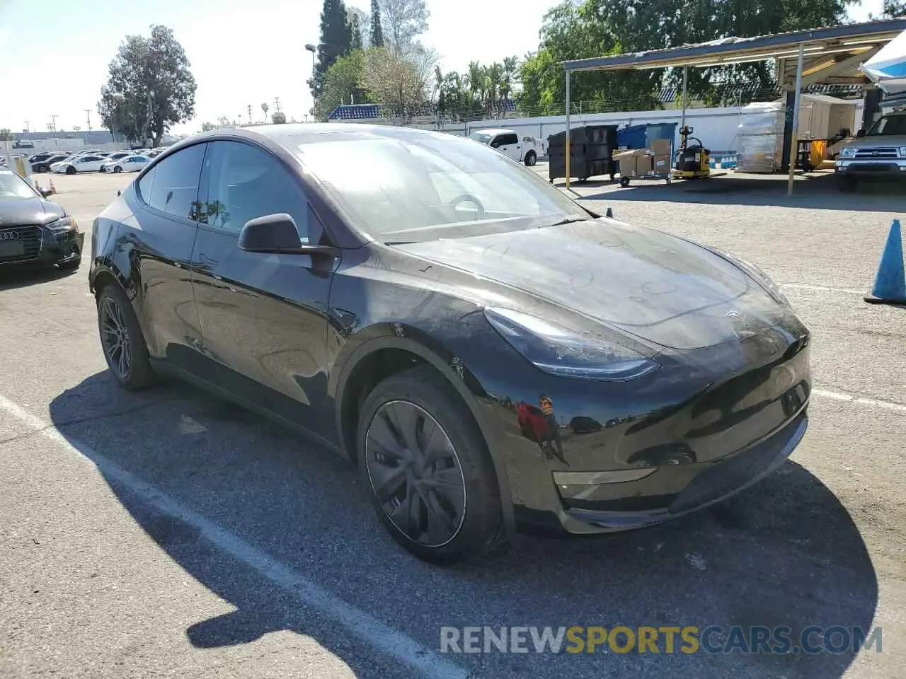 4 fotografías del automóvil dañado 7SAYGDED9RF194952 TESLA MODEL Y 2024