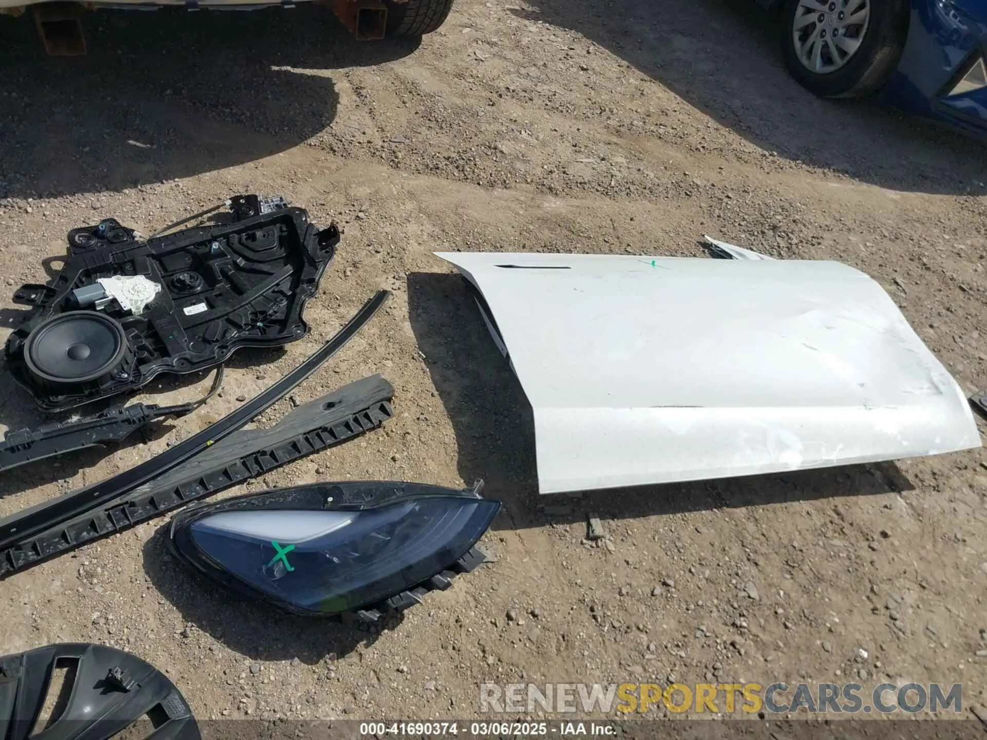 22 fotografías del automóvil dañado 7SAYGDEDXRA300743 TESLA MODEL Y 2024