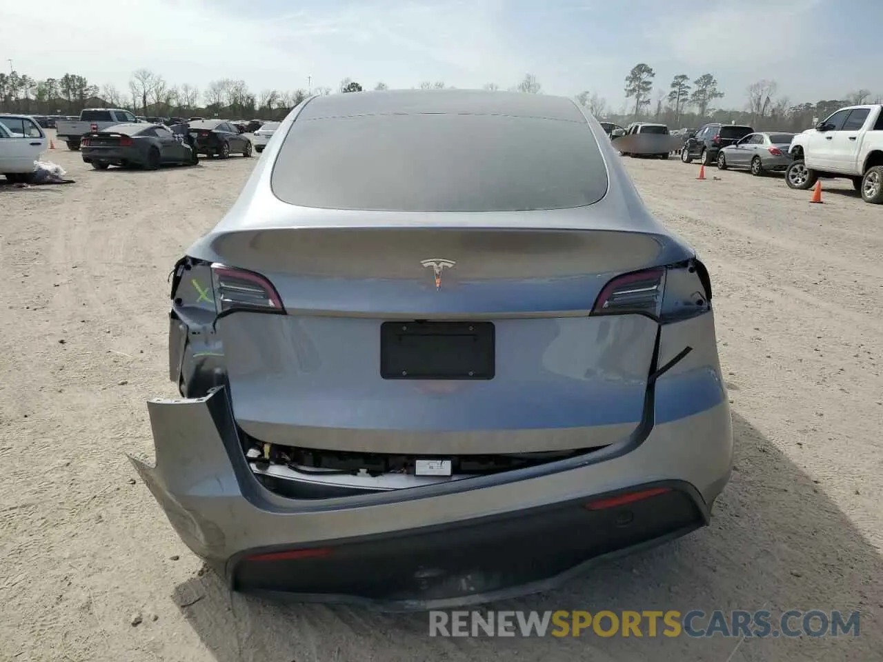 6 fotografías del automóvil dañado 7SAYGDEDXRA327652 TESLA MODEL Y 2024