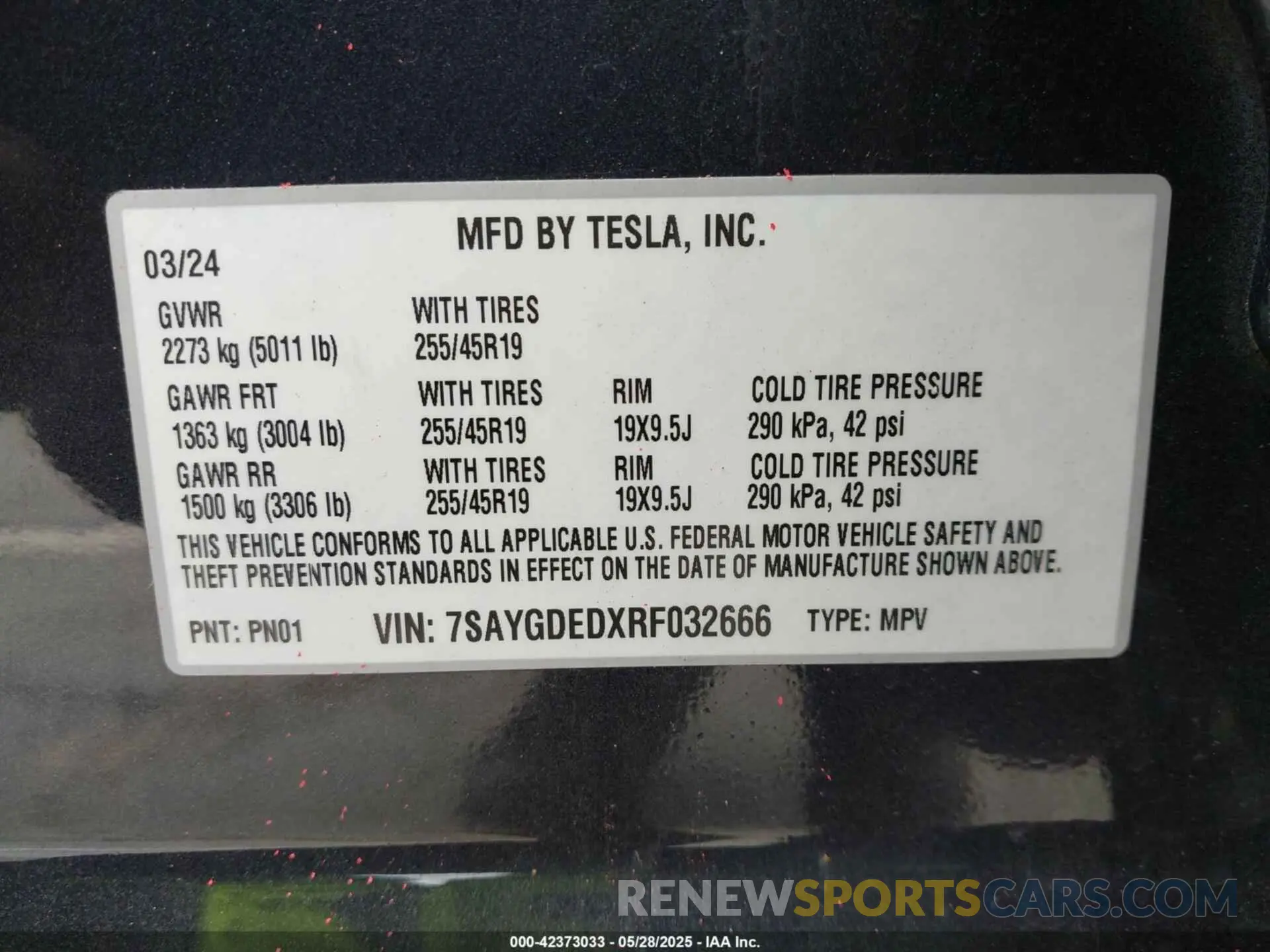 9 fotografías del automóvil dañado 7SAYGDEDXRF032666 TESLA MODEL Y 2024